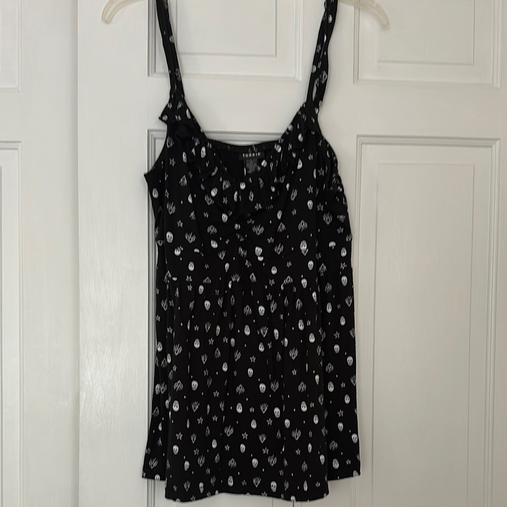 Torrid Black and White Patterned Women's Top